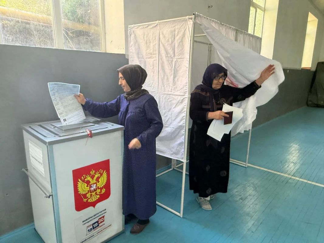 ГОЛОСОВАНИЕ ПРОДОЛЖАЕТСЯ: ТРЕТИЙ ДЕНЬ ГОЛОСОВАНИЕ ПРОДОЛЖАЕТСЯ: ТРЕТИЙ ДЕНЬ