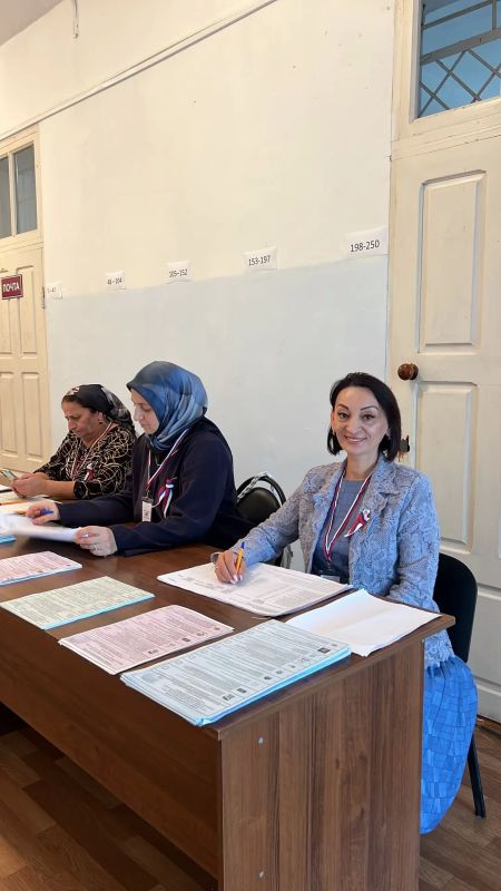 Члены Общественного совета при Министерстве юстиции Республики Дагестан не только все активно проголосовали, но и лично обеспечивают прозрачность и легитимность избирательного процесса Члены Общественного совета при Министерстве юстиции Республики Дагестан не только все активно проголосовали, но и лично обеспечивают прозрачность и легитимность избирательного процесса