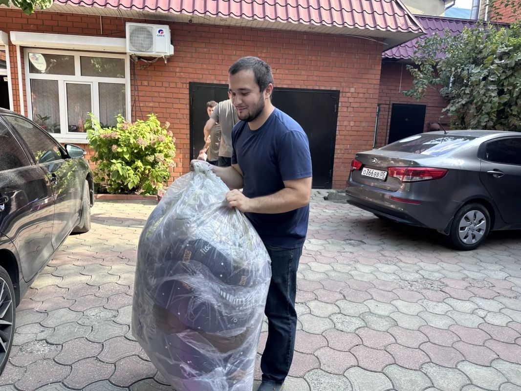 Министерство юстиции Республики Дагестан сформировало и отправило очередную партию гуманитарного груза для военнослужащих, выполняющих задачи в зоне проведения специальной военной операции Министерство юстиции Республики Дагестан сформировало и отправило очередную партию гуманитарного груза для военнослужащих, выполняющих задачи в зоне проведения специальной военной операции