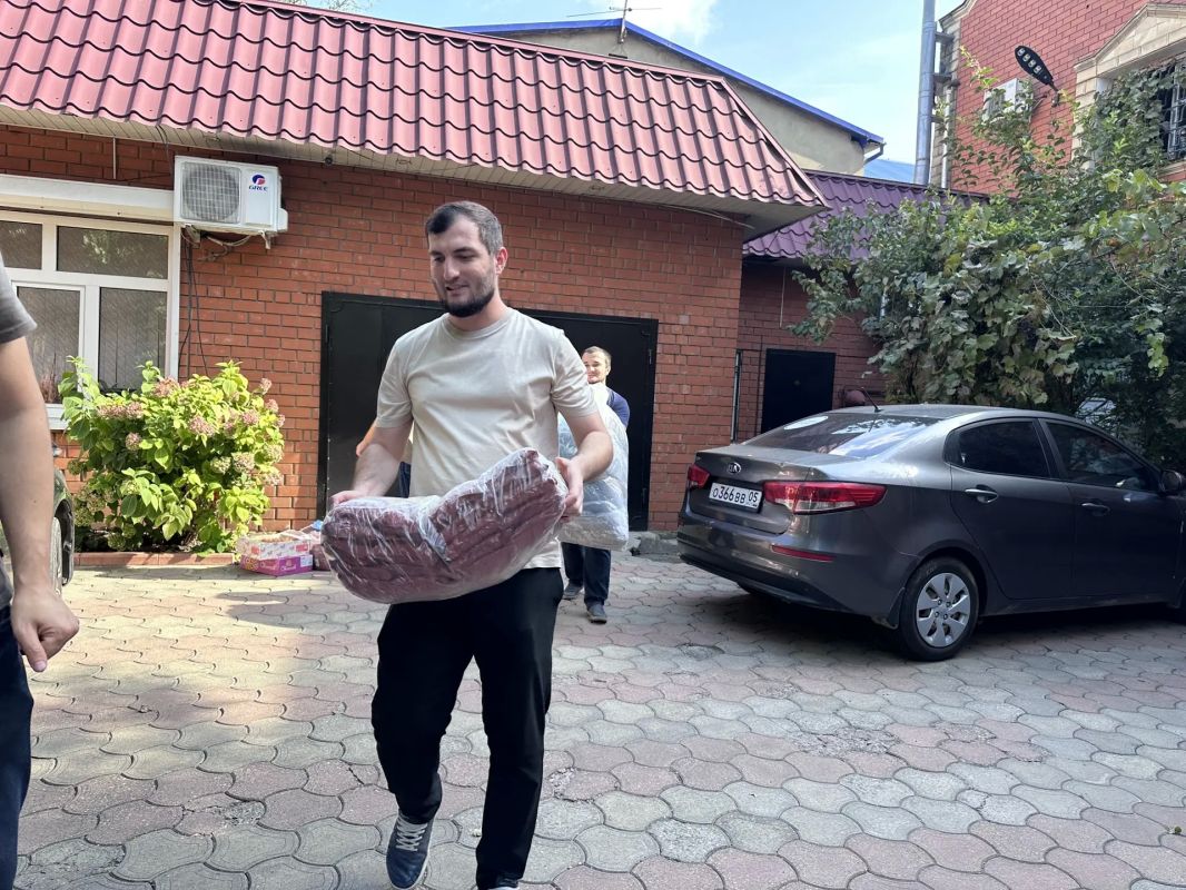 Министерство юстиции Республики Дагестан сформировало и отправило очередную партию гуманитарного груза для военнослужащих, выполняющих задачи в зоне проведения специальной военной операции Министерство юстиции Республики Дагестан сформировало и отправило очередную партию гуманитарного груза для военнослужащих, выполняющих задачи в зоне проведения специальной военной операции