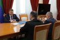 Фёдор Щукин: Сегодня встретился с участниками второго потока программы «Время героев» — Героем России майором Энвером Набиевым и кавалером трёх орденов Мужества Магомедом Валиховым