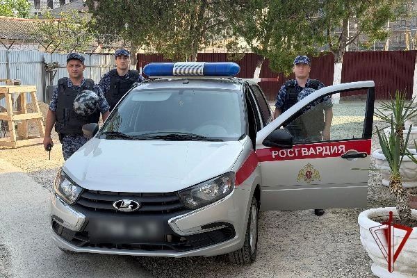 В Дагестане росгвардейцы задержали дебошира