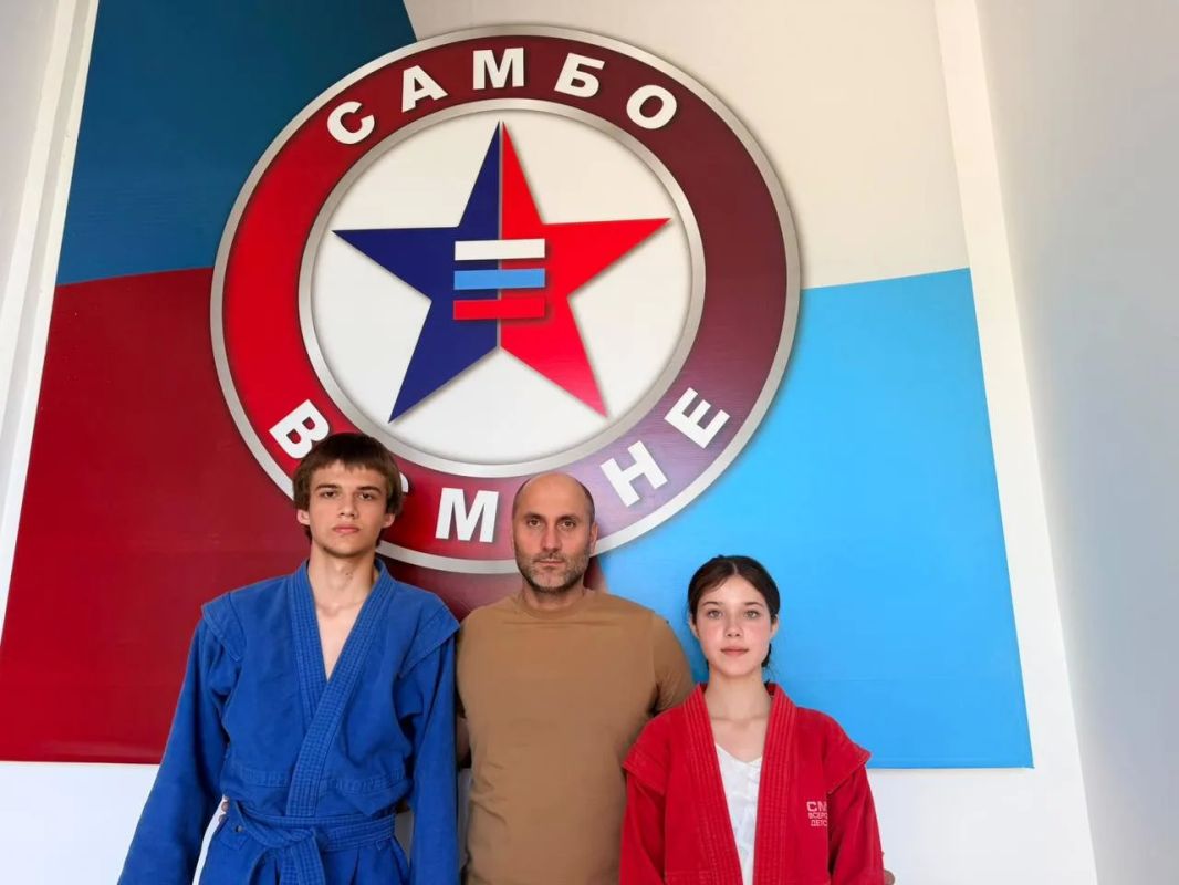 На всероссийском этапе «Президентских спортивных игр», который прошёл в детском центре «Смена», команда Дагестана, сформированная на базе школы №19 имени Щедрина города Дербента, выступила достойно и вернулась с целым рядом... На всероссийском этапе «Президентских спортивных игр», который прошёл в детском центре «Смена», команда Дагестана, сформированная на базе школы №19 имени Щедрина города Дербента, выступила достойно и вернулась с целым рядом...