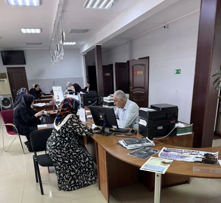В Кумторкалинском районе прошел совместный прием граждан по оказанию бесплатной юридической помощи В Кумторкалинском районе прошел совместный прием граждан по оказанию бесплатной юридической помощи