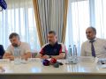 Федор Щукин проводит собеседования с участниками кадровой программы «Команда Дагестана»