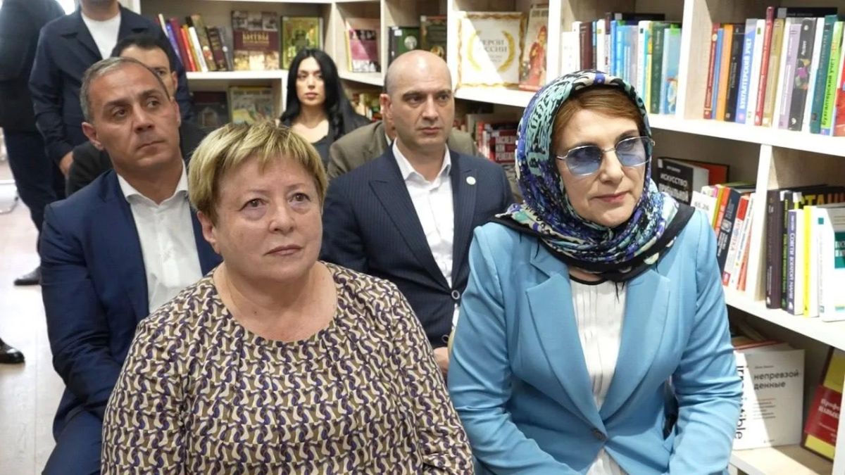 Камил Саидов принял участие в открытии обновлённой модельной библиотеки в Махачкале Камил Саидов принял участие в открытии обновлённой модельной библиотеки в Махачкале