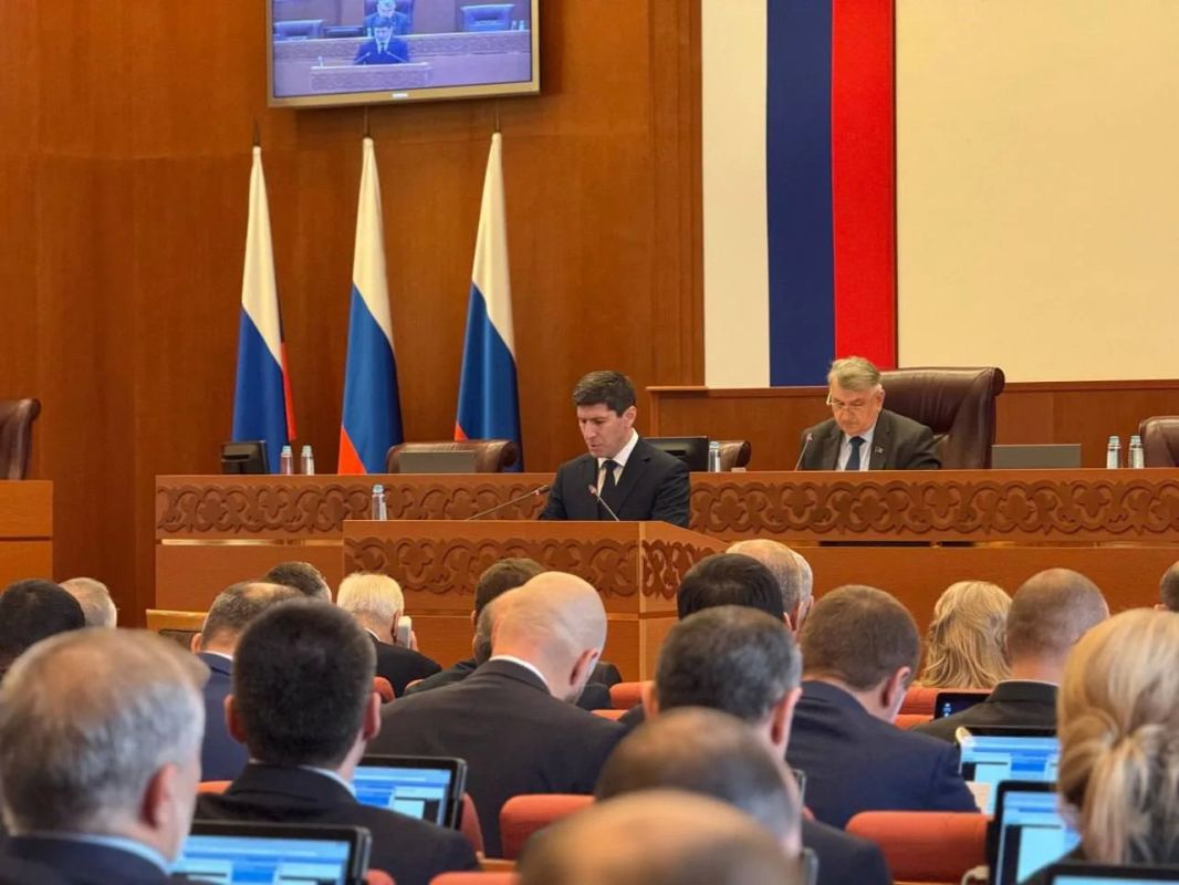 Председатель избирательной комиссии Дагестана Магомед Дибиров на первой сессии Народного Собрания республики 8-го созыва выступил с итогами прошедших парламентских выборов