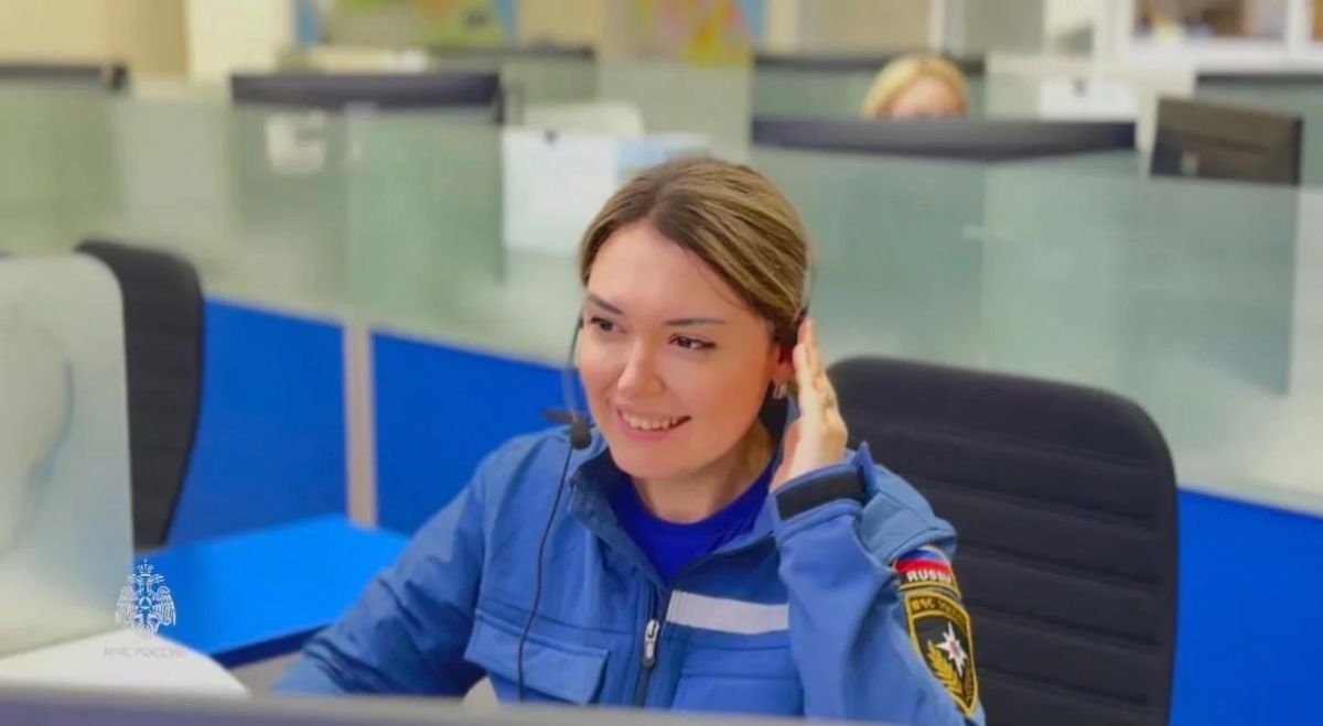 Старший психолог отделения медико-психологического обеспечения Главного управления МЧС России по Республике Дагестан Патимат Шайхова желает всем безопасных выходных!