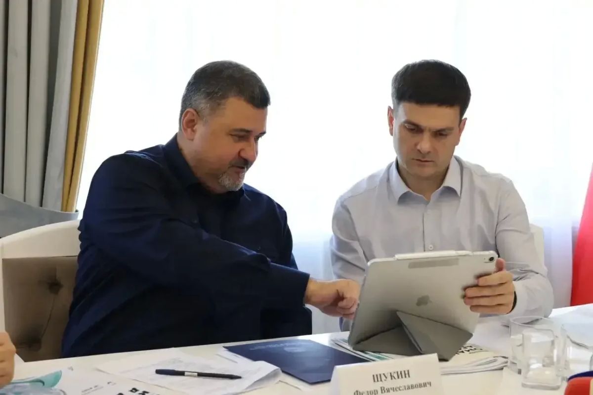 Фёдор Щукин: Провёл четвёртую встречу с участниками «Команды Дагестана» Фёдор Щукин: Провёл четвёртую встречу с участниками «Команды Дагестана»