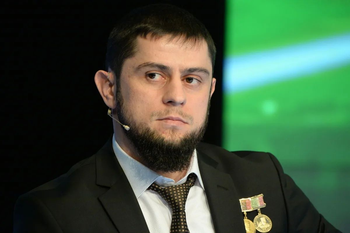 От себя лично и от всего коллектива Министерства по национальной политике и делам религий РД поздравляю Ахмеда Дудаева с назначением на пост председателя парламента Чеченской Республики
