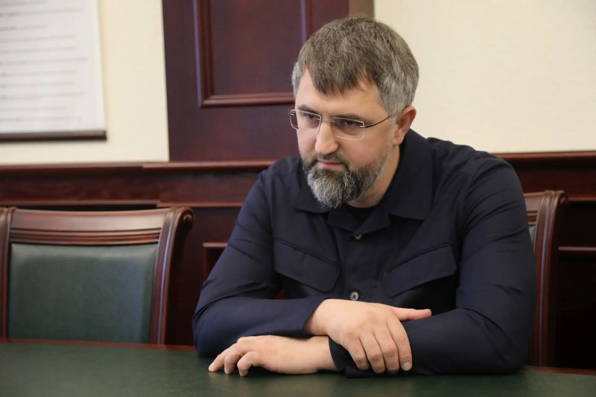 Магомед Рамазанов встретился с депутатом Госдумы Виктором Бутом Магомед Рамазанов встретился с депутатом Госдумы Виктором Бутом