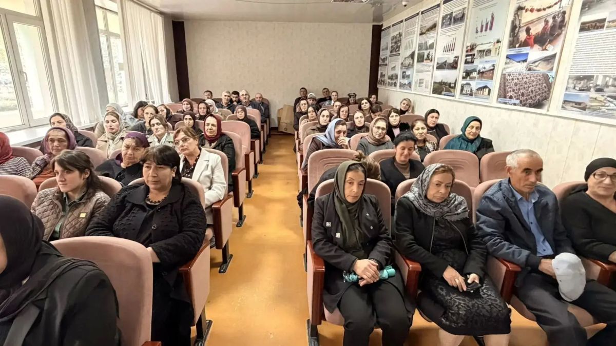 Специалисты учебно-методического центра МЧС Дагестана провели занятия по гражданской обороне Специалисты учебно-методического центра МЧС Дагестана провели занятия по гражданской обороне