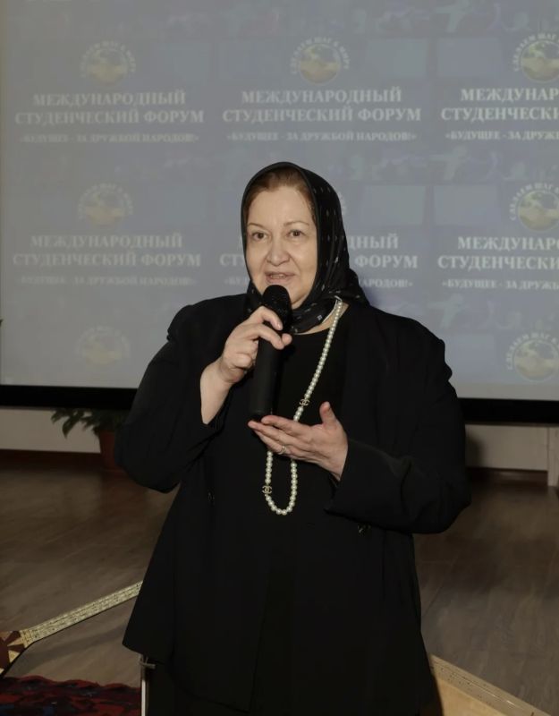 В Профессионально - педагогическом колледже прошёл Международный студенческий форум «Будущее — за дружбой народов» В Профессионально - педагогическом колледже прошёл Международный студенческий форум «Будущее — за дружбой народов»