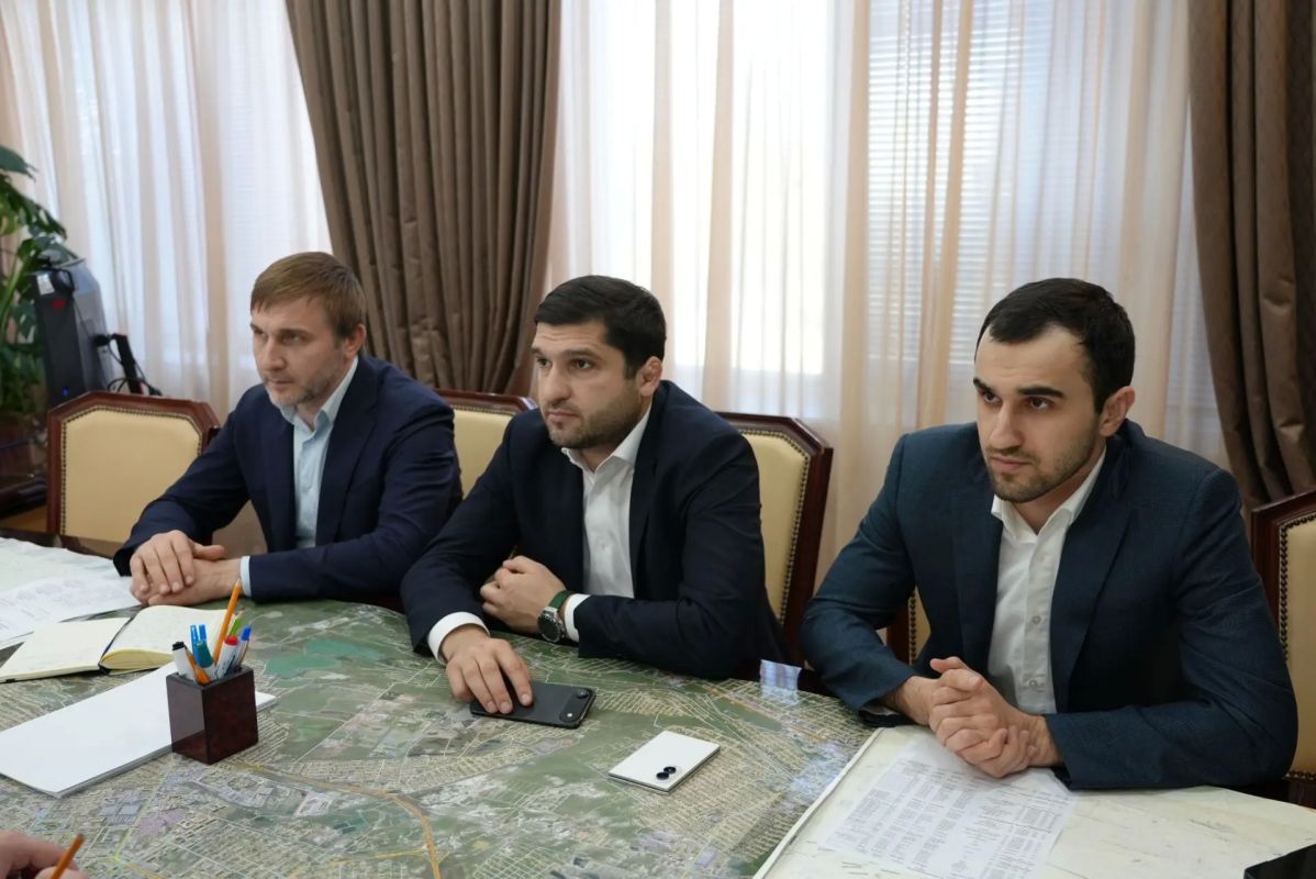 Совещание под председательством премьер-министра Республики Дагестан Магомеда Рамазанова по проблемным вопросам реализации национальных на территории республики состоялось на повестке дня Совещание под председательством премьер-министра Республики Дагестан Магомеда Рамазанова по проблемным вопросам реализации национальных на территории республики состоялось на повестке дня