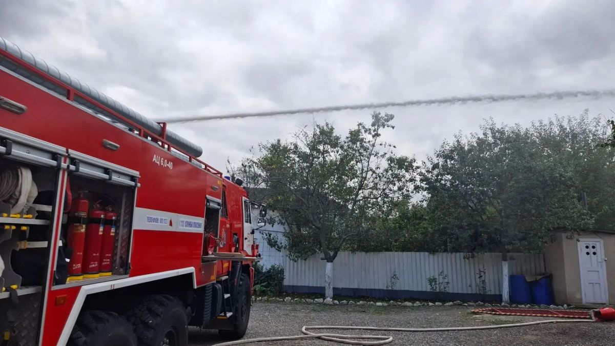 Экскурсия в мир безопасности: огнеборцы ПЧ-53 принимали гостей из Аликентской СОШ Экскурсия в мир безопасности: огнеборцы ПЧ-53 принимали гостей из Аликентской СОШ