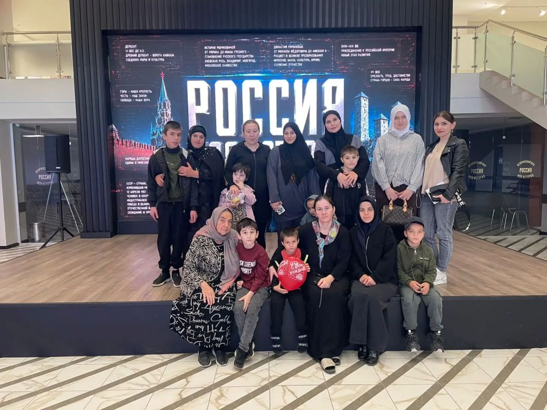 Подопечные центра «Надежда» побывали в историческом парке «Россия — моя история» Подопечные центра «Надежда» побывали в историческом парке «Россия — моя история»