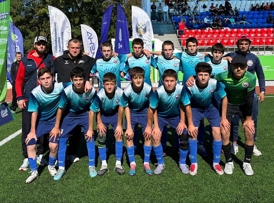 Команда Дагестана заняла первое место на всероссийских соревнованиях «Кожаный мяч – Школьная футбольная лига» РФС среди команд до 15 лет
