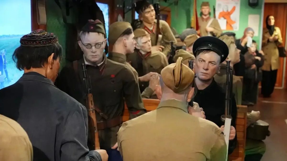 «Поезд Победы» прибыл в Махачкалу «Поезд Победы» прибыл в Махачкалу
