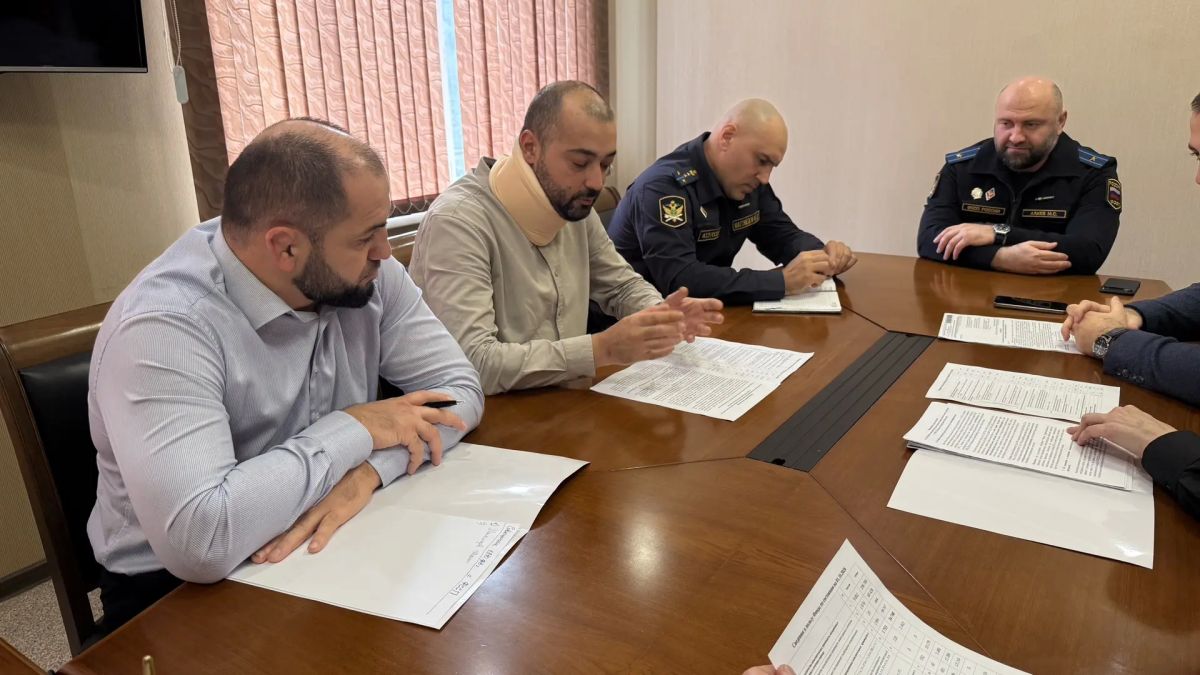 Судебные приставы и Фонд капремонта обсудили совместную работу по взысканию задолженности Судебные приставы и Фонд капремонта обсудили совместную работу по взысканию задолженности
