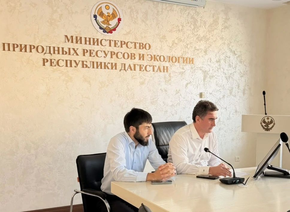 Начальник Управления охраны окружающей среды Минприроды РД Магомед Кадилаев и консультант Гусейн Магомедов приняли участие в заседании федерального штаба по реализации федерального проекта «Чистый воздух»