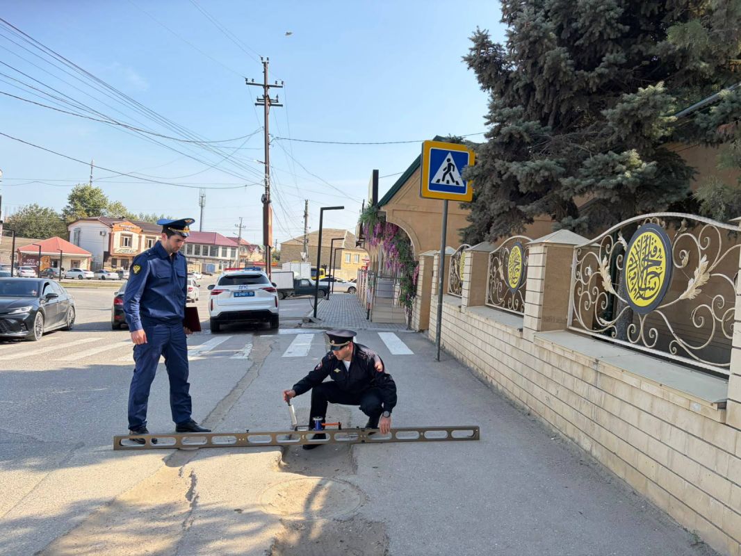 Прокуратурой Каспийска проверено состояние автомобильных дорог Прокуратурой Каспийска проверено состояние автомобильных дорог