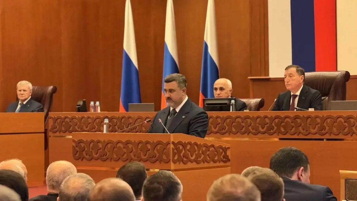 Председатель Избиркома Дагестана принял участие в сессии Народного Собрания Республики Дагестан