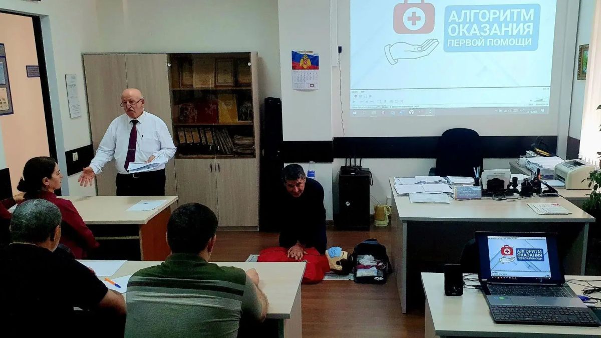 На базе Курсов ГО МКУ «Управление по делам ГО и ЧС г. Каспийск» прошел очередной комплекс учебных занятий с уполномоченными на решение задач в области ГО и ЧС организаций города На базе Курсов ГО МКУ «Управление по делам ГО и ЧС г. Каспийск» прошел очередной комплекс учебных занятий с уполномоченными на решение задач в области ГО и ЧС организаций города