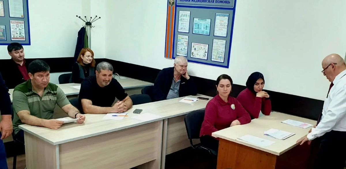 На базе Курсов ГО МКУ «Управление по делам ГО и ЧС г. Каспийск» прошел очередной комплекс учебных занятий с уполномоченными на решение задач в области ГО и ЧС организаций города На базе Курсов ГО МКУ «Управление по делам ГО и ЧС г. Каспийск» прошел очередной комплекс учебных занятий с уполномоченными на решение задач в области ГО и ЧС организаций города