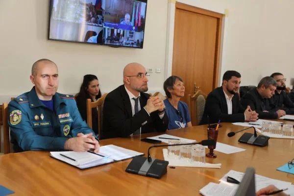 В пяти районах Дагестана ввели карантин из-за нашествия мраморного клопа В пяти районах Дагестана ввели карантин из-за нашествия мраморного клопа