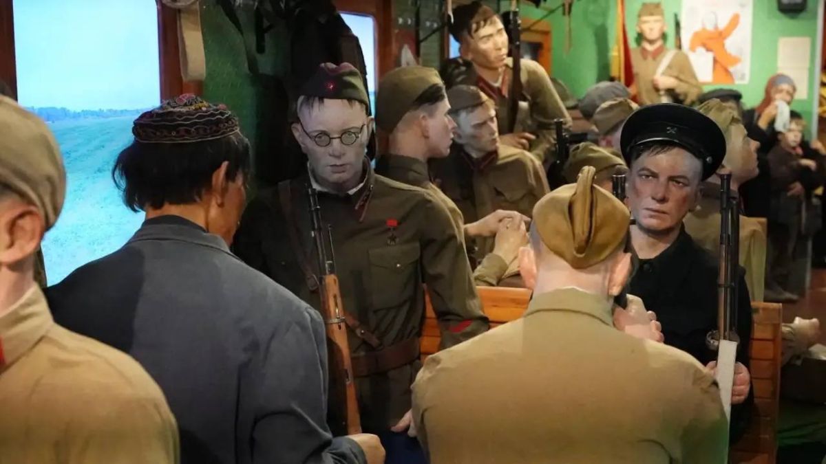 Более 11 тысяч человек посетили интерактивную выставку «Поезд Победы» в Дагестане