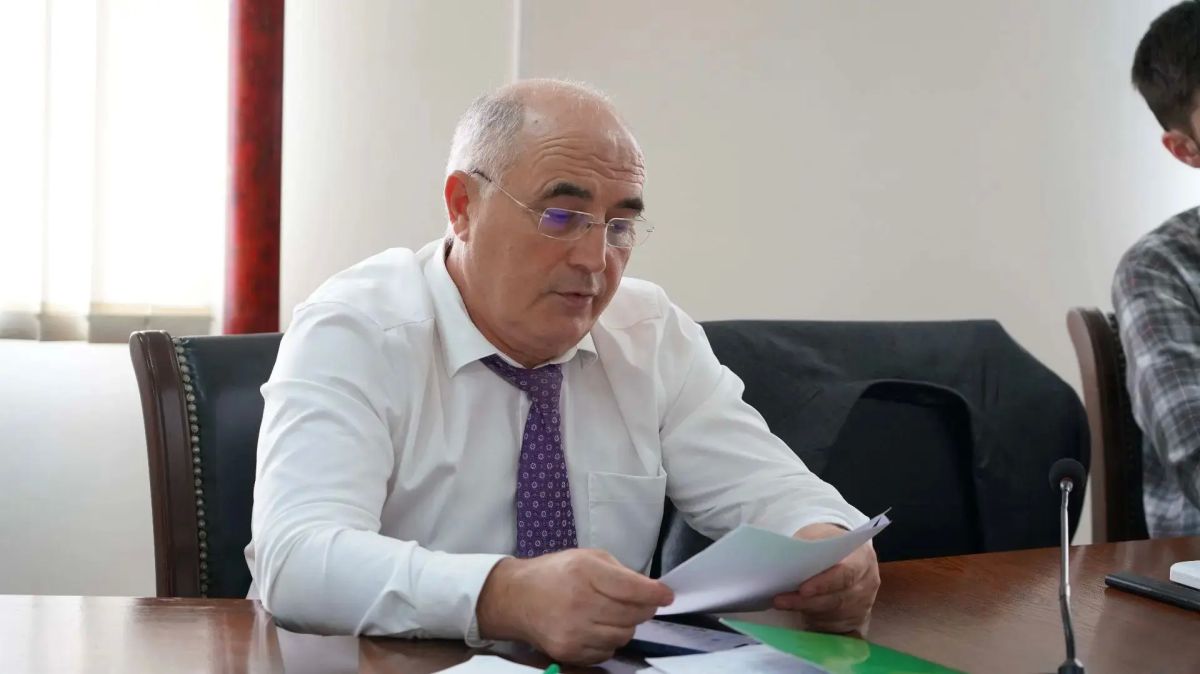 Иван Голуб принял участие в совещании по вопросам надзора за использованием земель сельхозназначения Иван Голуб принял участие в совещании по вопросам надзора за использованием земель сельхозназначения