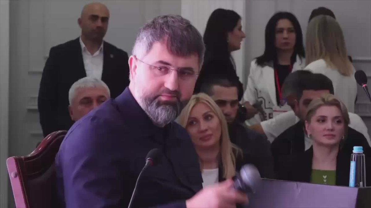 Магомед Рамазанов предложил НКО и благотворительным фондам обсудить проблемы во взаимодействии с органами власти