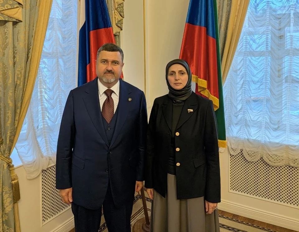 Фёдор Щукин: Сегодня в постпредстве Дагестана при президенте РФ встретился с Сапижат Исаевной Мазаевой – человеком, чья история для Дагестана стала символом несгибаемой силы духа
