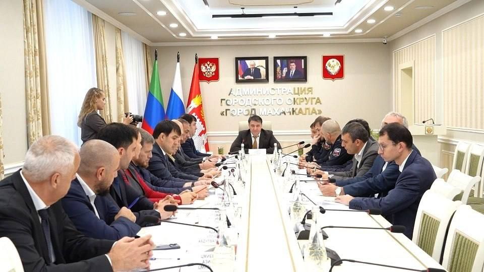 Джамбулат Салавов: Уважаемые махачкалинцы!.