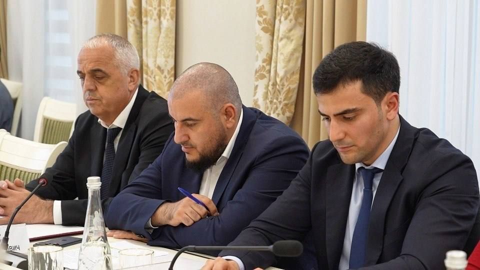 Джамбулат Салавов: Уважаемые махачкалинцы!. Джамбулат Салавов: Уважаемые махачкалинцы!.