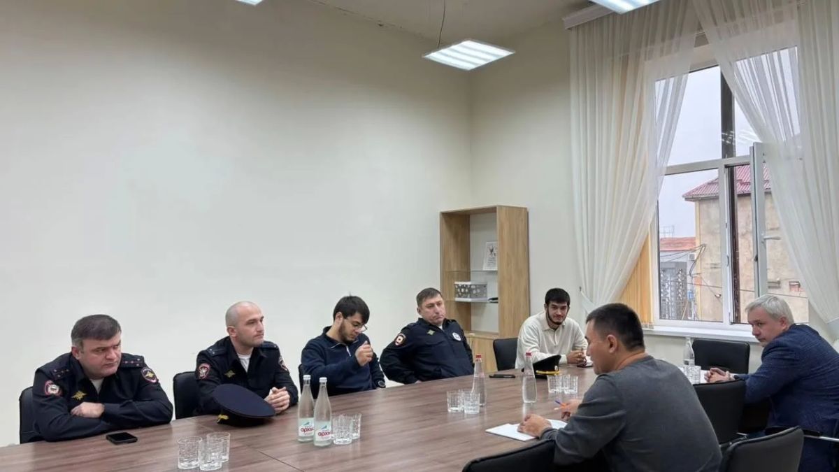 В Хасавюрте обсудили социальное самочувствие молодежи В Хасавюрте обсудили социальное самочувствие молодежи