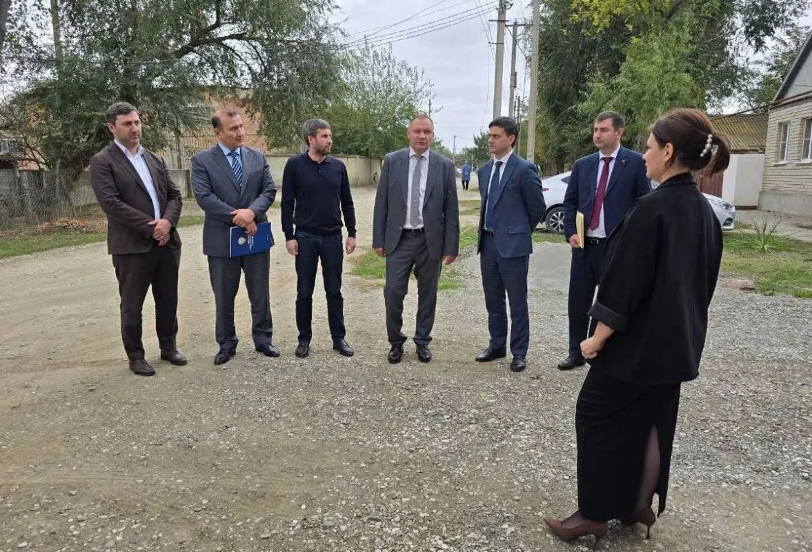 Зам полпреда Президента в СКФО Андрей Шабалин в рамках поездки в Дагестан посетил социальные и инфраструктурные объекты на севере региона