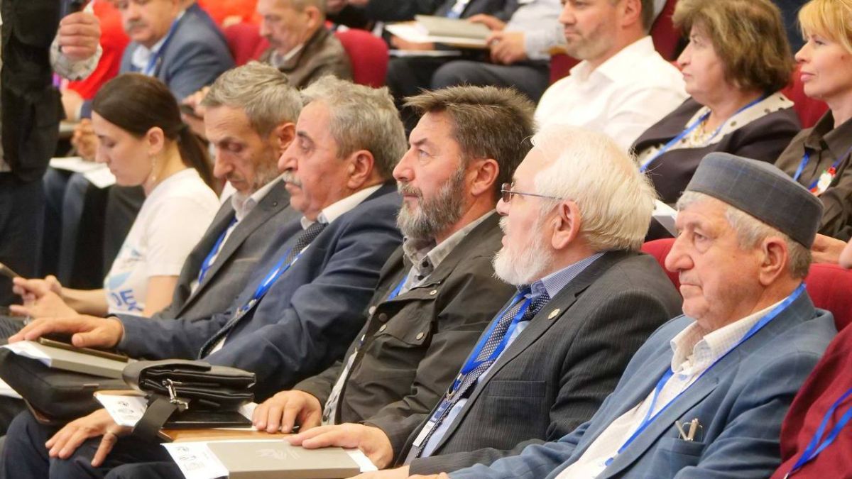 В Дагестане прошел IV Международный форум соотечественников, проживающих за рубежом В Дагестане прошел IV Международный форум соотечественников, проживающих за рубежом
