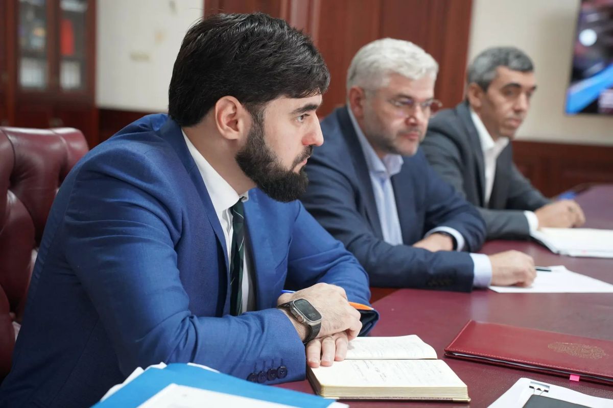 Земельный вопрос СПК имени Кара Караева рассмотрели в Минимуществе Земельный вопрос СПК имени Кара Караева рассмотрели в Минимуществе