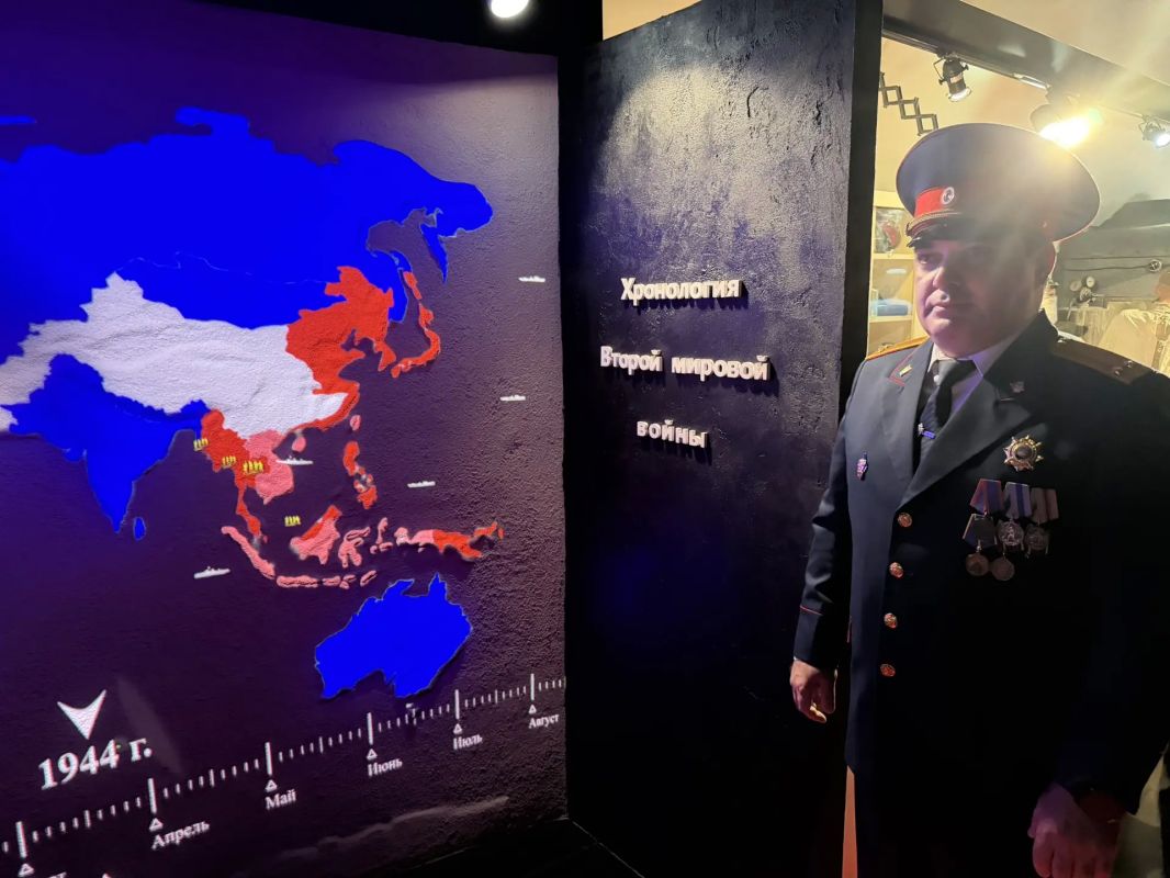 Сотрудники Западного МСУТ СК России почтили память героев в музее «Поезд Победы» Сотрудники Западного МСУТ СК России почтили память героев в музее «Поезд Победы»