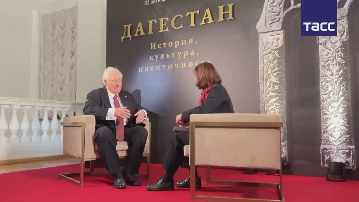 Книгу-альбом "Дагестан. История, культура, идентичность" под общей редакцией Николая Ильина презентовали в Доме Пашкова