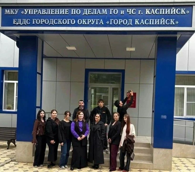 Одиннадцатиклассники школы-интерната № 2 города Каспийска познакомились с работой «Системы-112»