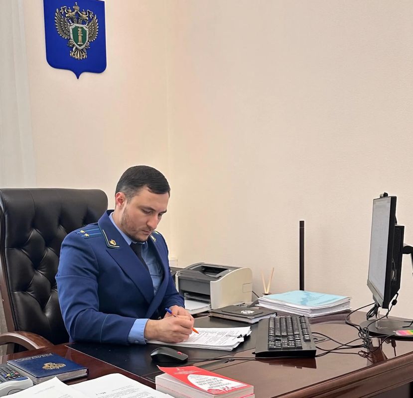 Прокуратура Каспийска потребовала устранить нарушения законодательства при утверждении схемы размещения нестационарных торговых объектов