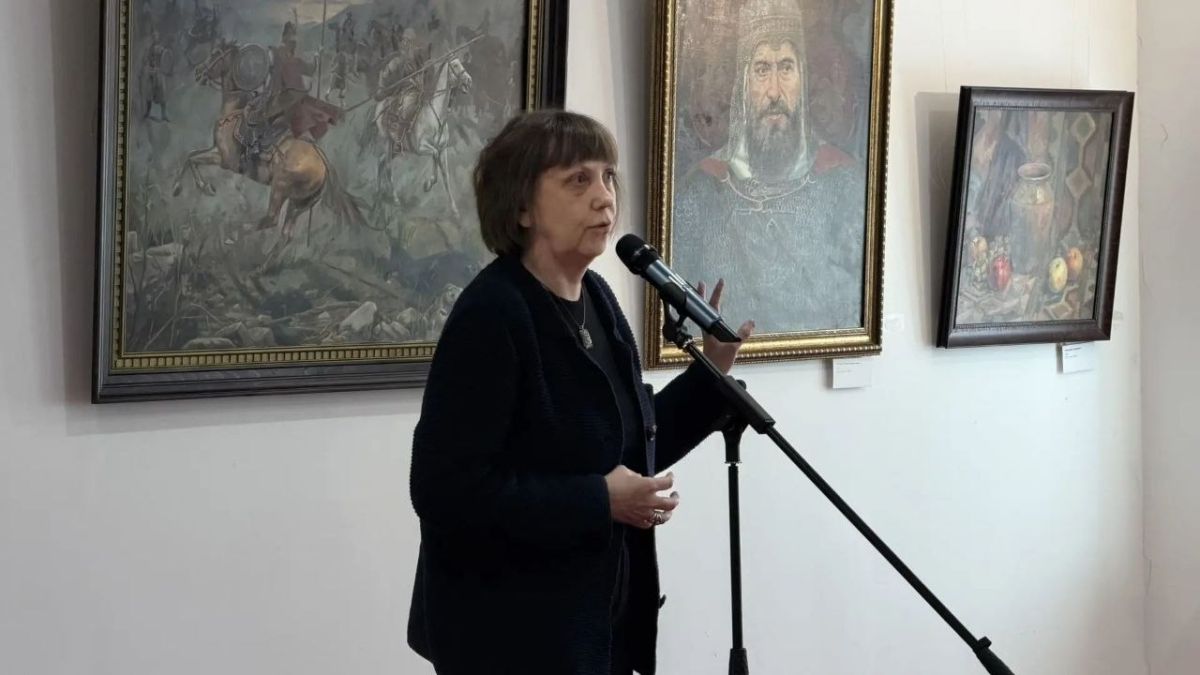 В Музее-заповеднике - этнографическом комплексе «Дагестанский аул» начала работу экспозиция, посвящённая творчеству одного из известных современных художников Дагестана Мухтара Камбулатова, заслуженного художника РФ... В Музее-заповеднике - этнографическом комплексе «Дагестанский аул» начала работу экспозиция, посвящённая творчеству одного из известных современных художников Дагестана Мухтара Камбулатова, заслуженного художника РФ...