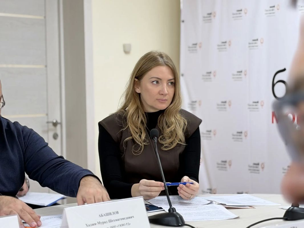 Министерство промышленности и торговли РД провело расширенное совещание по развитию мебельной промышленности Министерство промышленности и торговли РД провело расширенное совещание по развитию мебельной промышленности