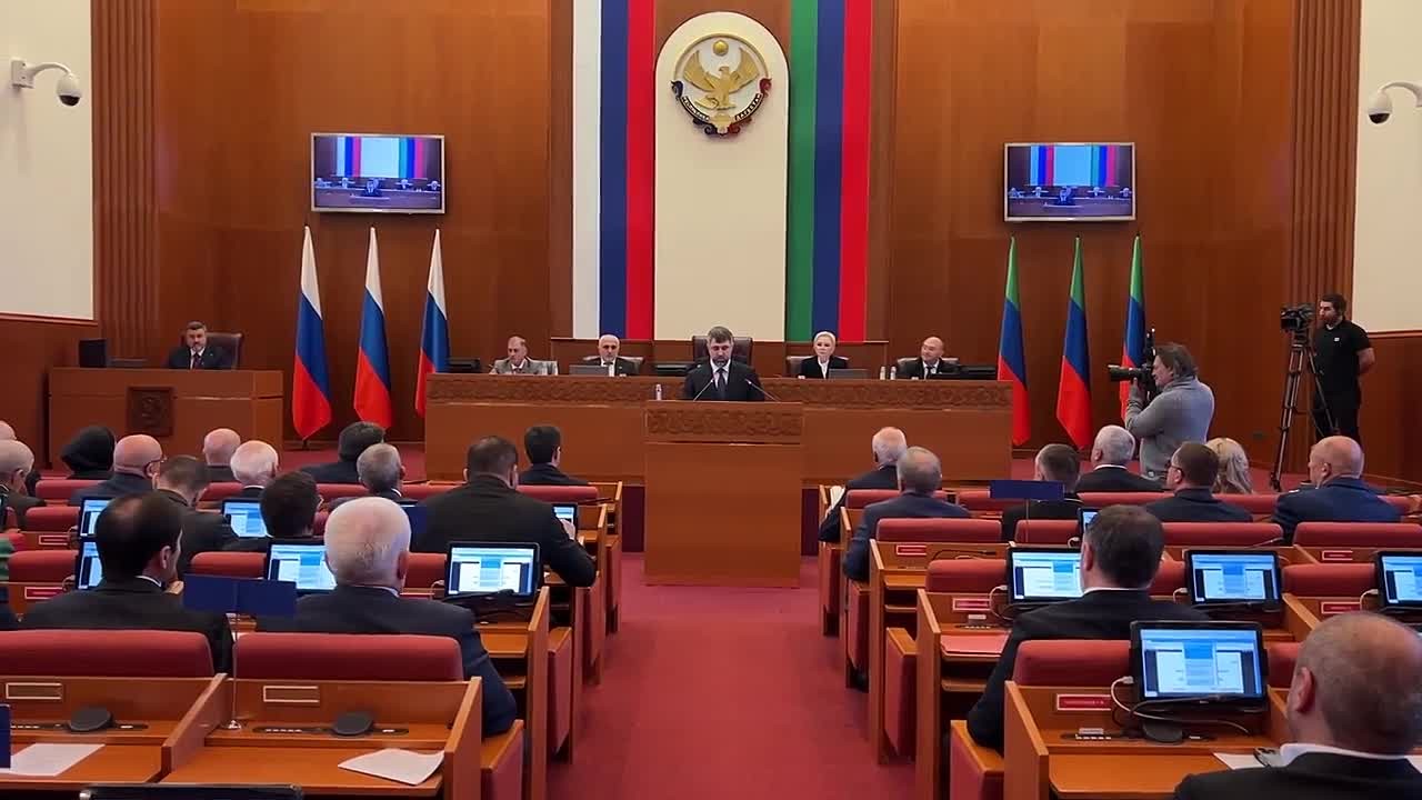 «Осознаю высокую ответственность, которая возложена на меня перед Всевышним, и, конечно, перед народом Дагестана