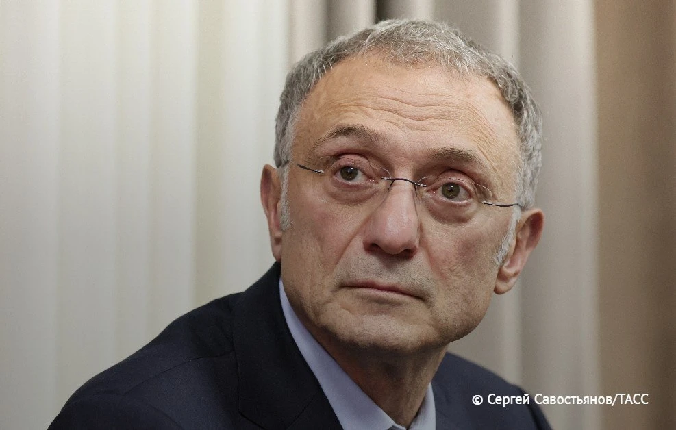 Депутат Народного собрания Дагестана Сулейман Керимов досрочно прекратил свои полномочия в парламенте республики