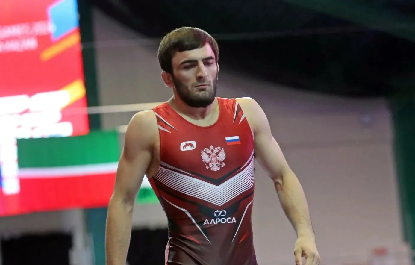 Чемпион мира и Европы Абасгаджи Магомедов одержал первую победу на чемпионате мира по вольной борьбе в Астане
