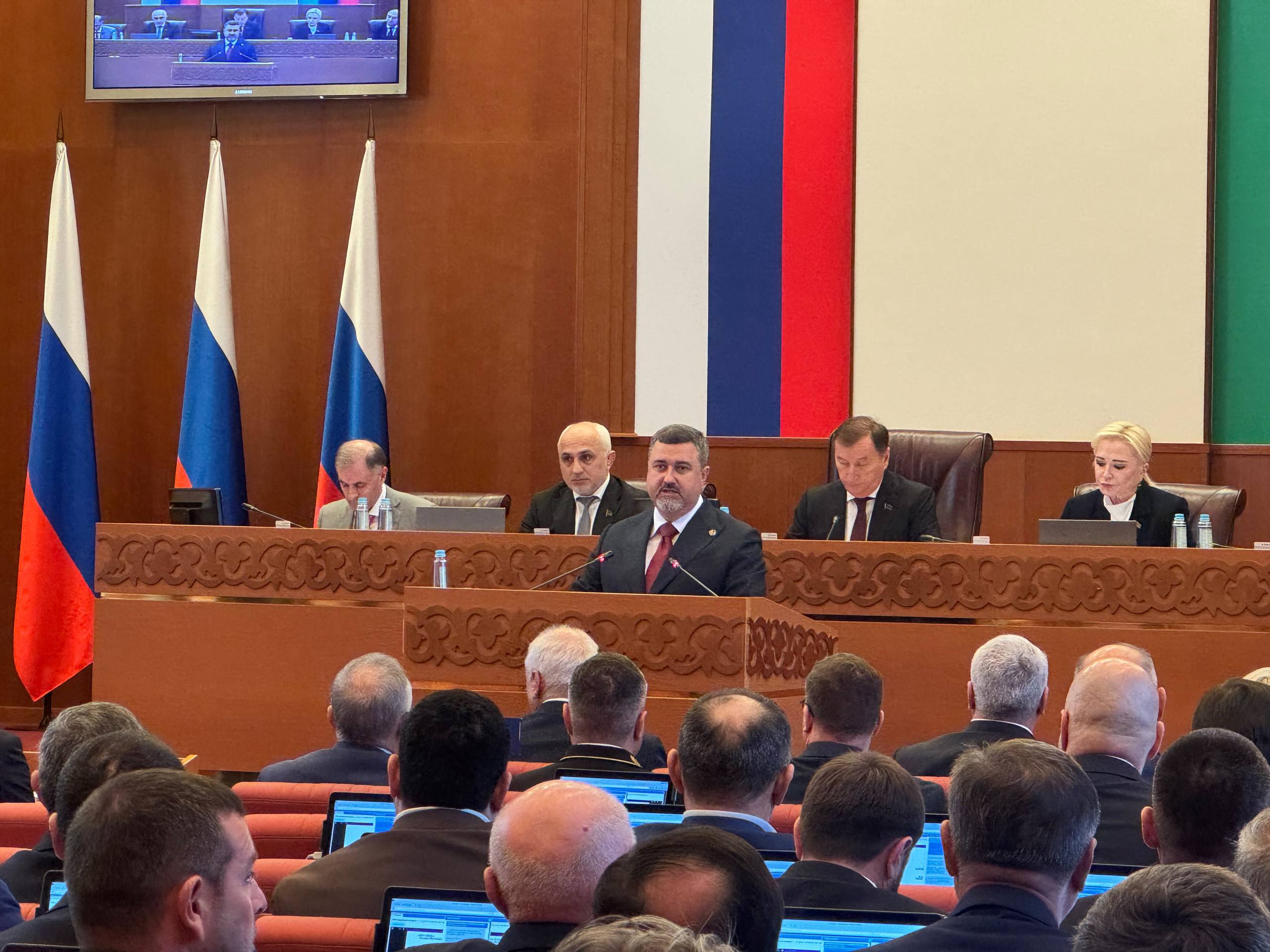 «Способен добиваться конкретных результатов»: Фёдор Щукин попросил депутатов поддержать Рамазанова