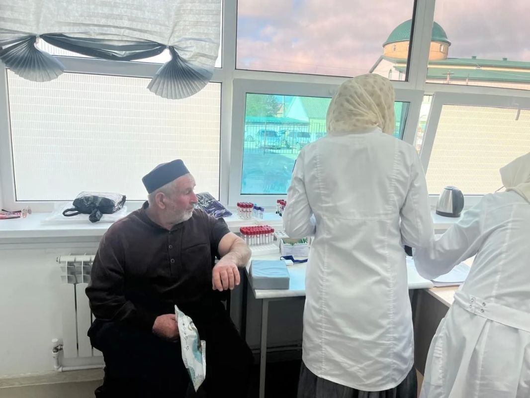 В Казбековском районе пожилых граждан доставили на медобследование В Казбековском районе пожилых граждан доставили на медобследование